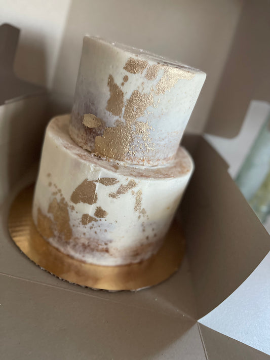 Rustic cake with gold accents